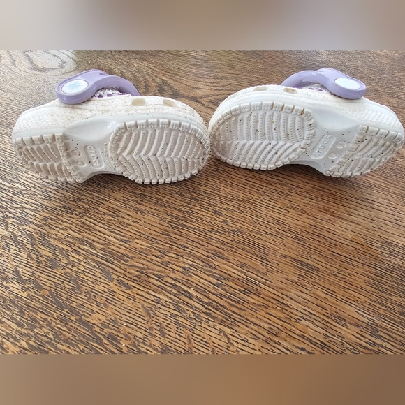 Frozen Toddler Crocs - Picture 3 of 4